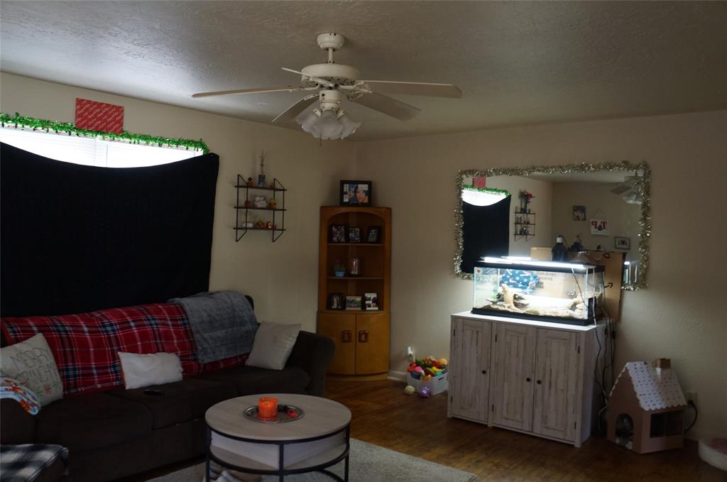 324 W Comanche Street