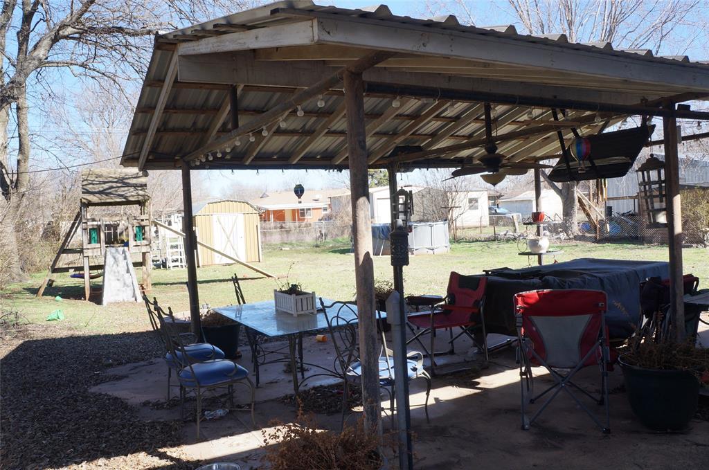 418 N Garrett Avenue