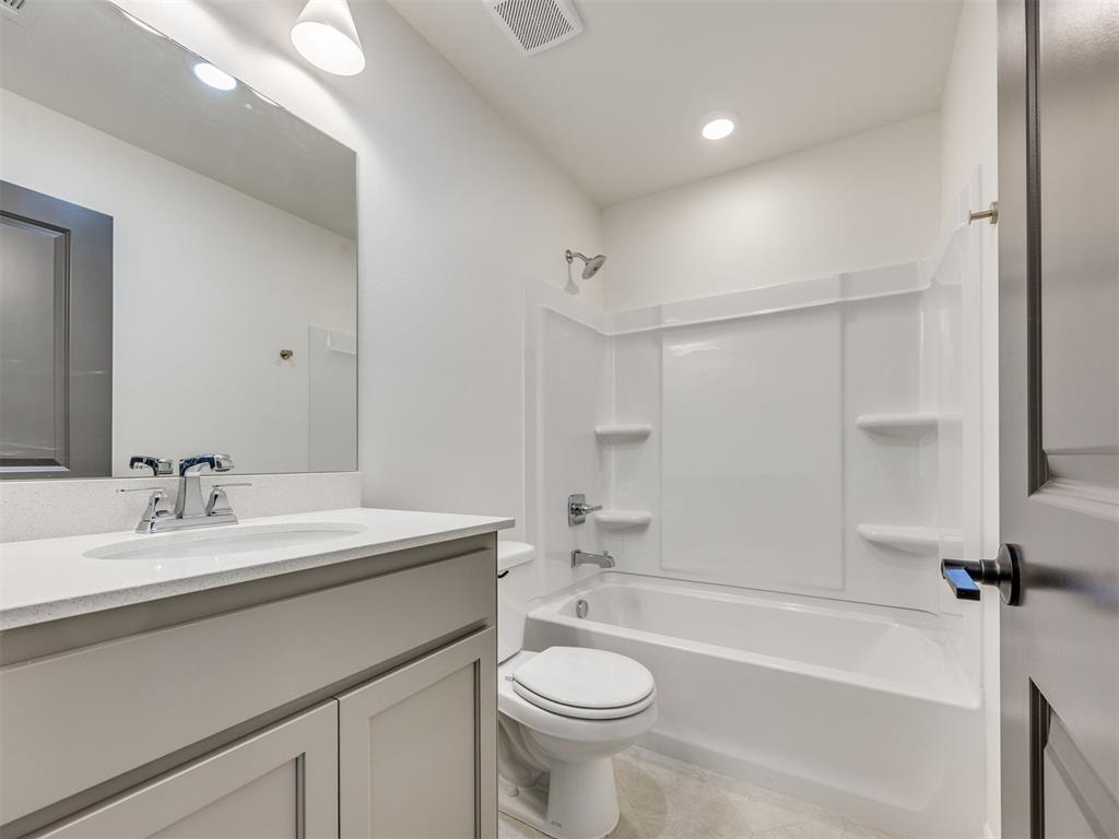 7621 Wilshire Woods Drive