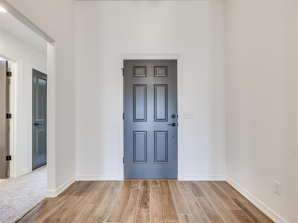 7621 Wilshire Woods Drive