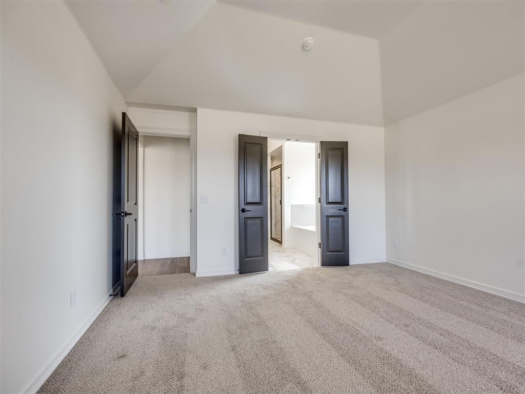 7621 Wilshire Woods Drive