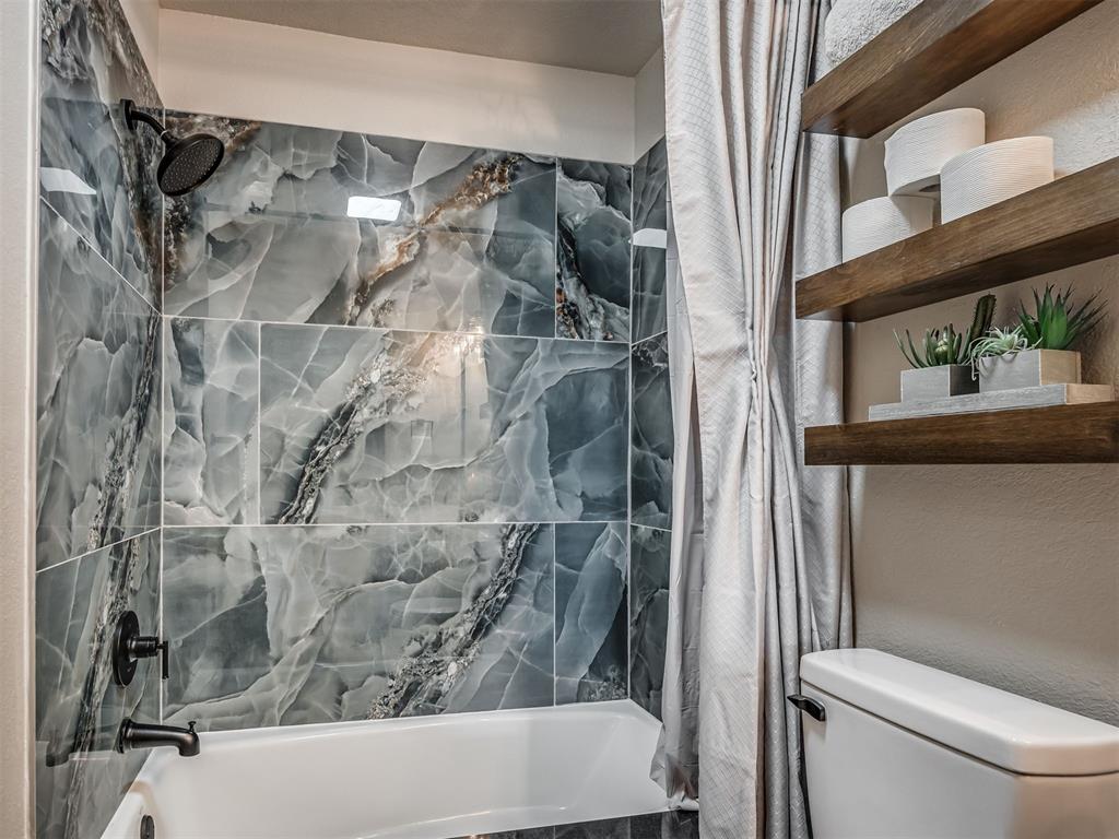 2224 Silver Crossing Circle