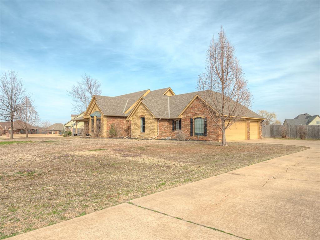 2224 Silver Crossing Circle