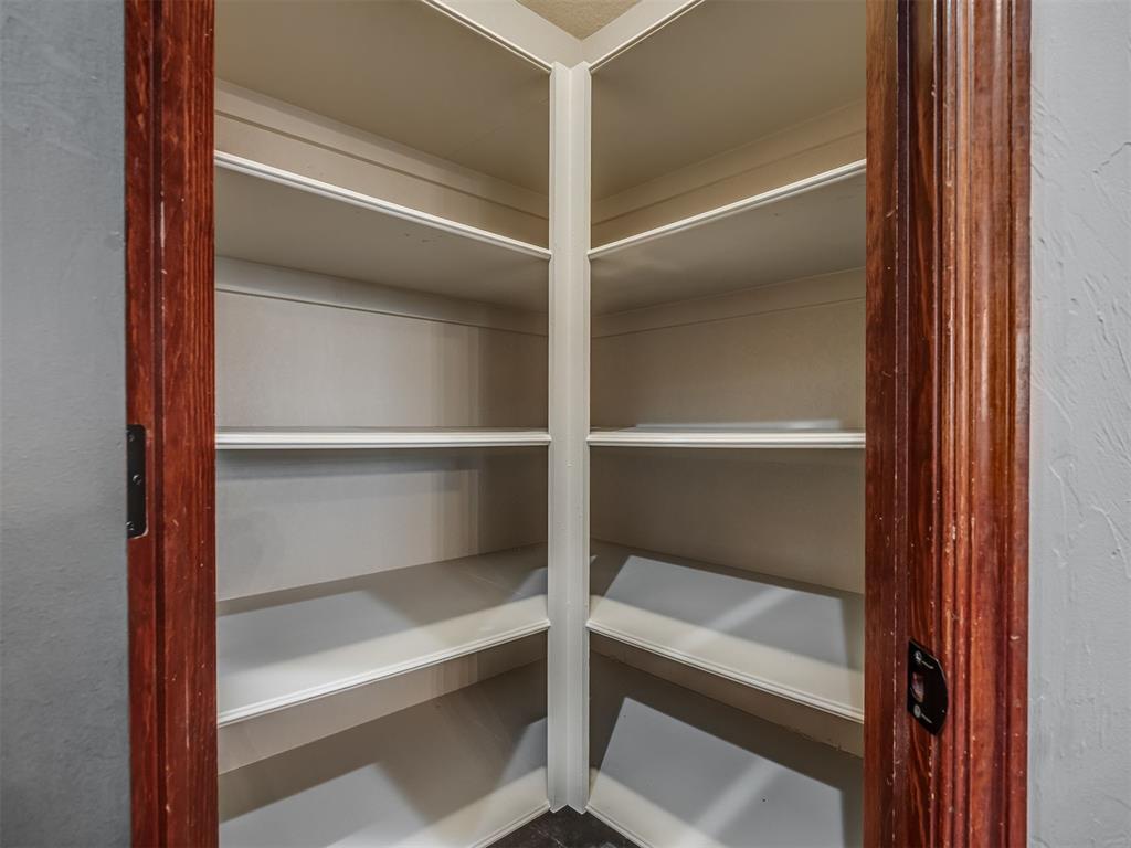 2224 Silver Crossing Circle