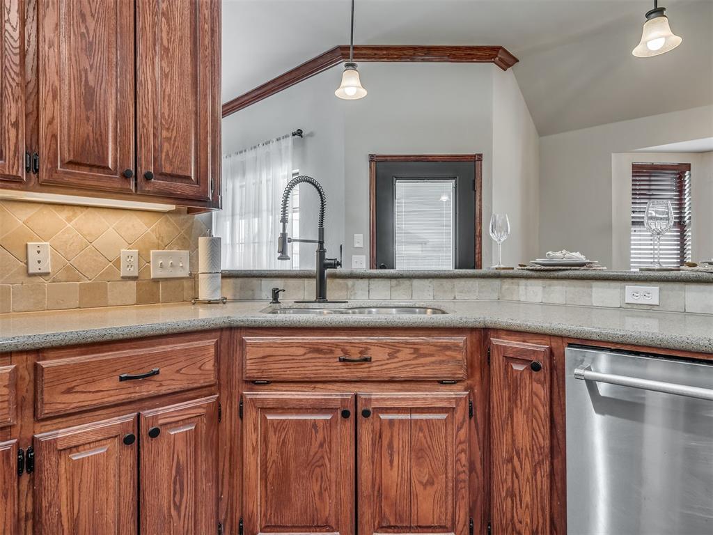 2224 Silver Crossing Circle