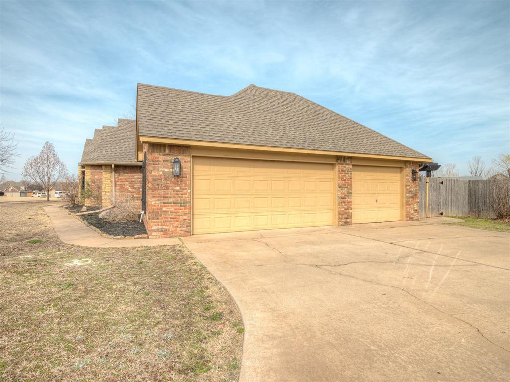 2224 Silver Crossing Circle