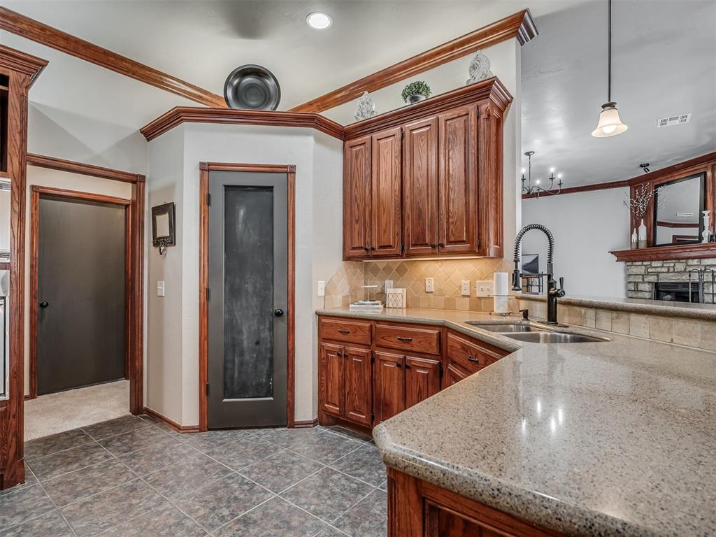 2224 Silver Crossing Circle