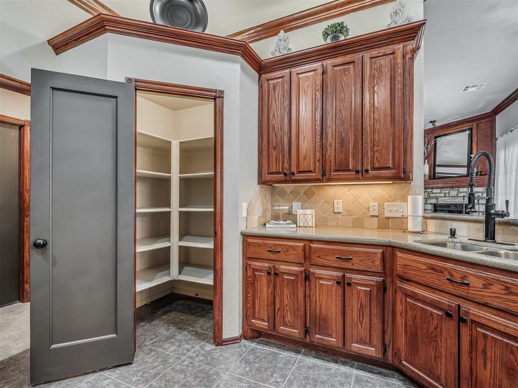 2224 Silver Crossing Circle