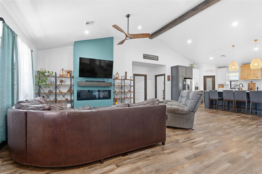 14427 Canadian Avenue