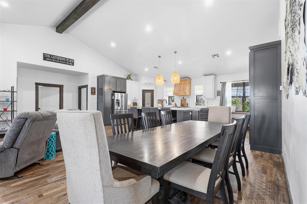 14427 Canadian Avenue