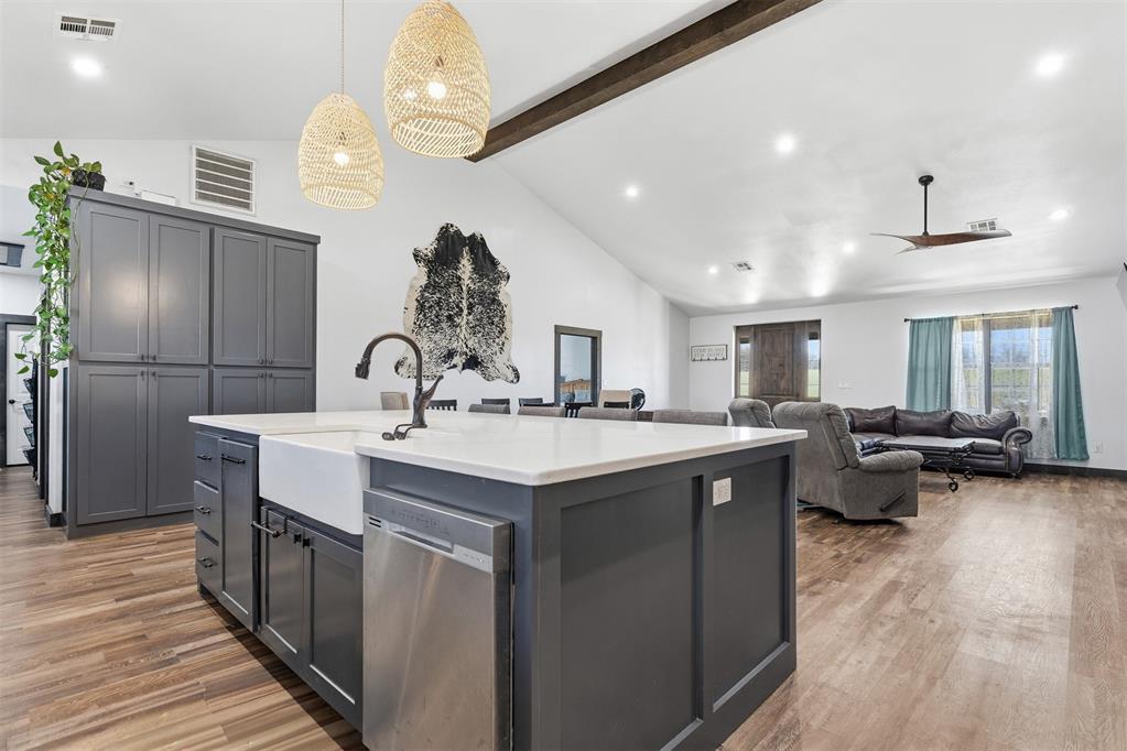 14427 Canadian Avenue