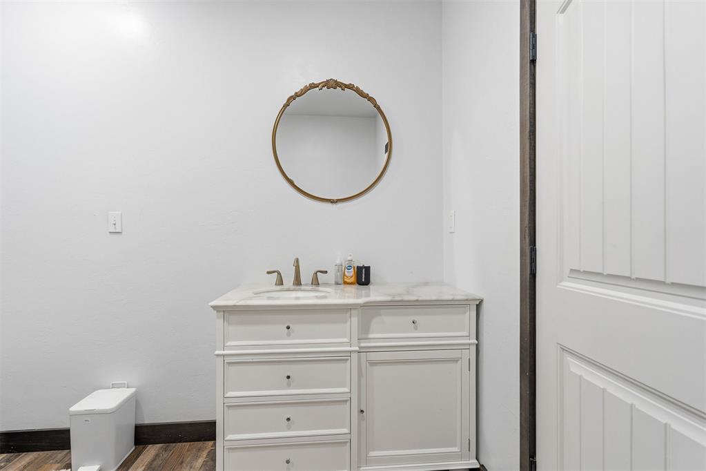 14427 Canadian Avenue