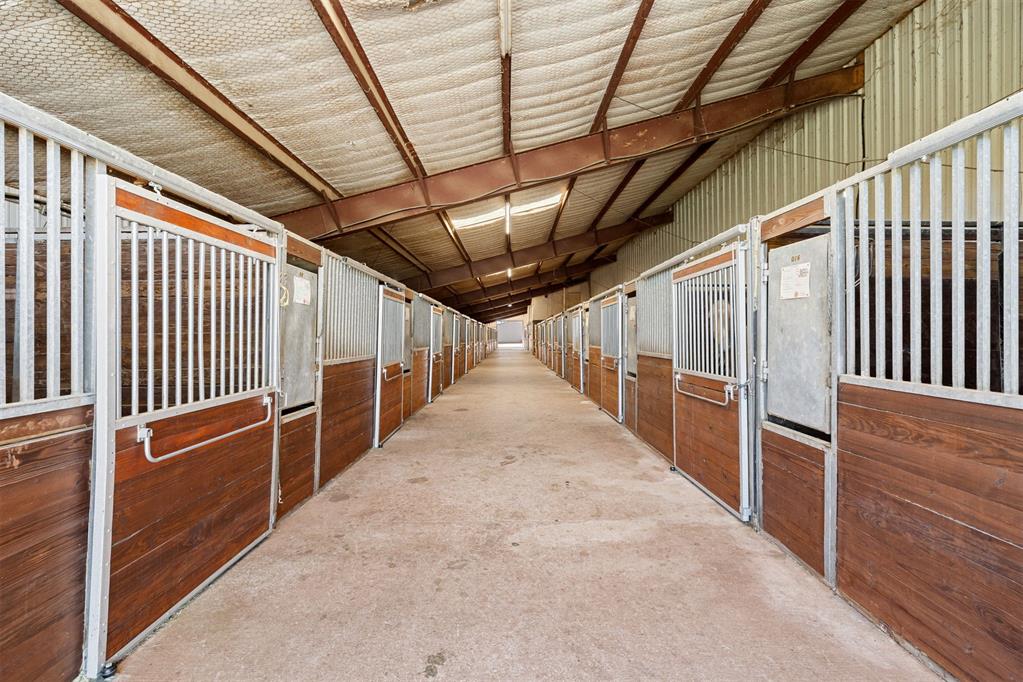 16210 Blanton View Avenue