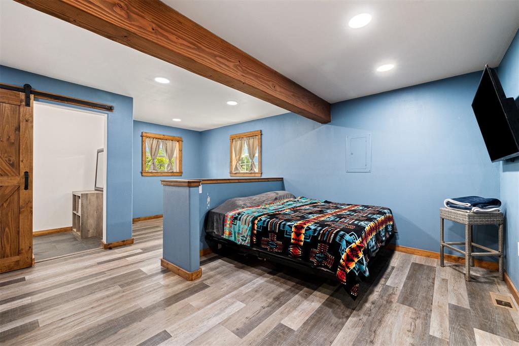 16210 Blanton View Avenue