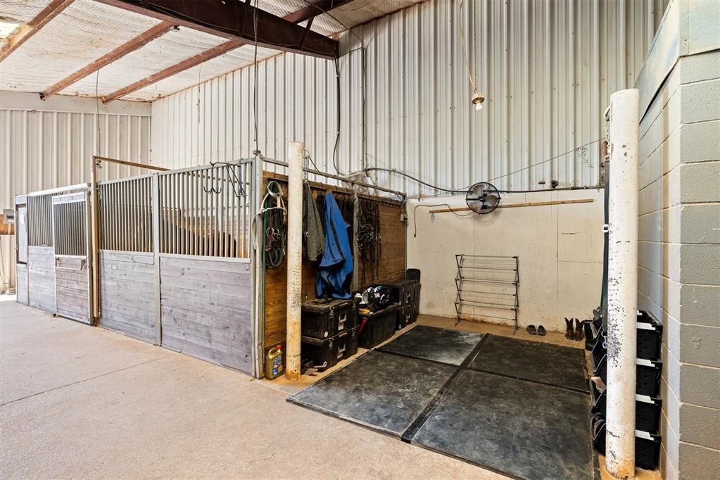 16210 Blanton View Avenue