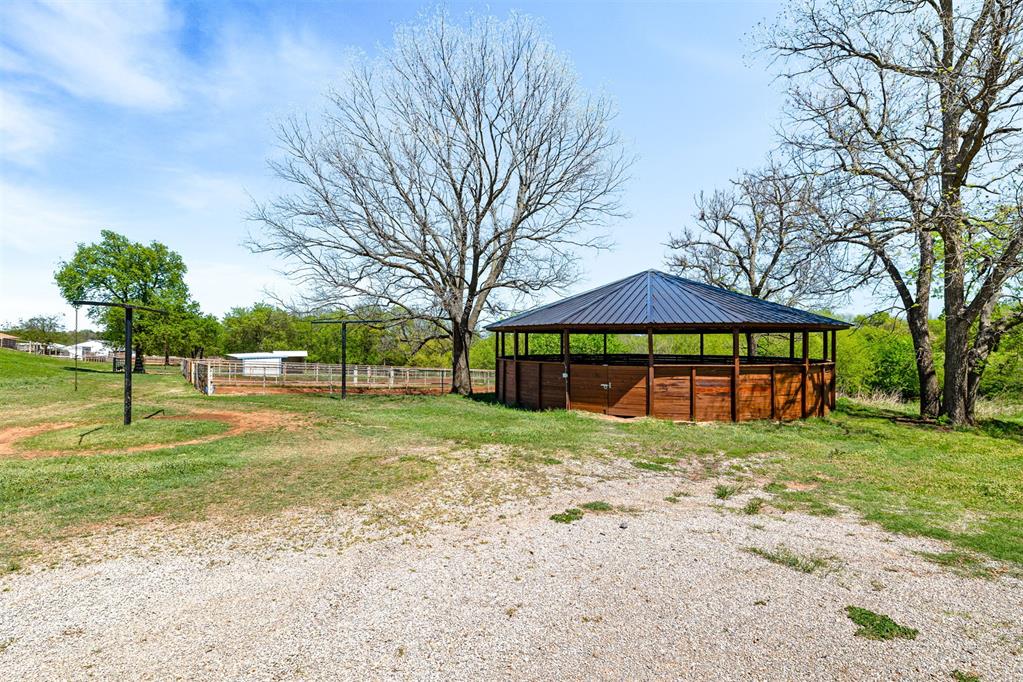 16210 Blanton View Avenue