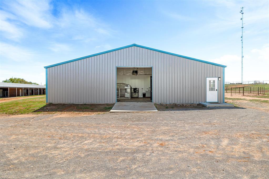 16210 Blanton View Avenue