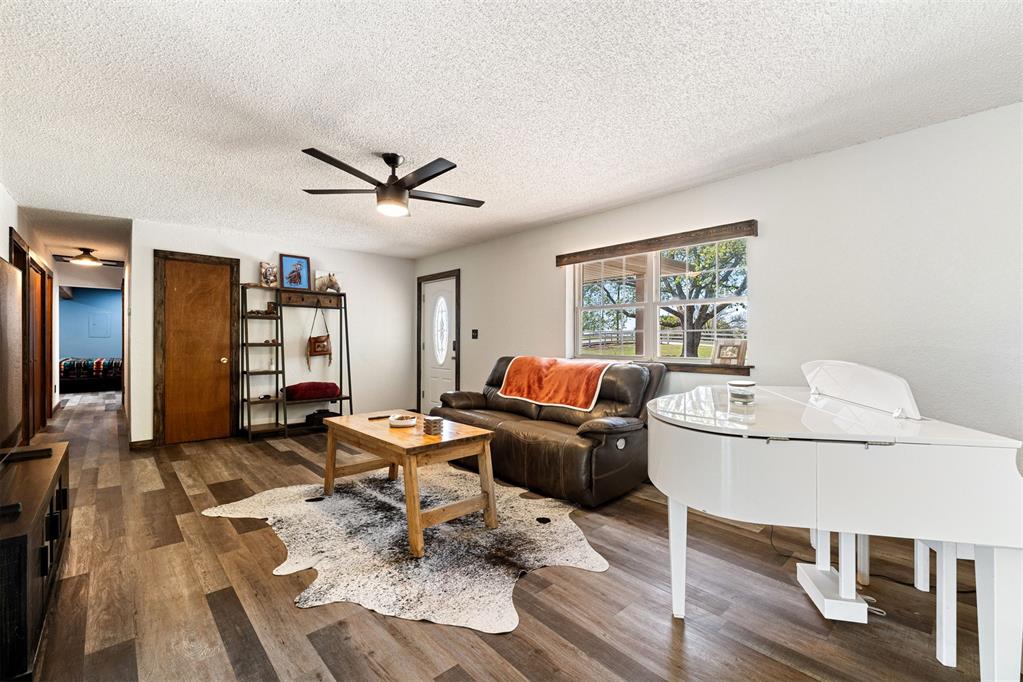 16210 Blanton View Avenue