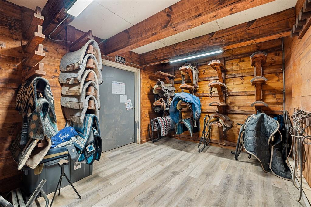 16210 Blanton View Avenue