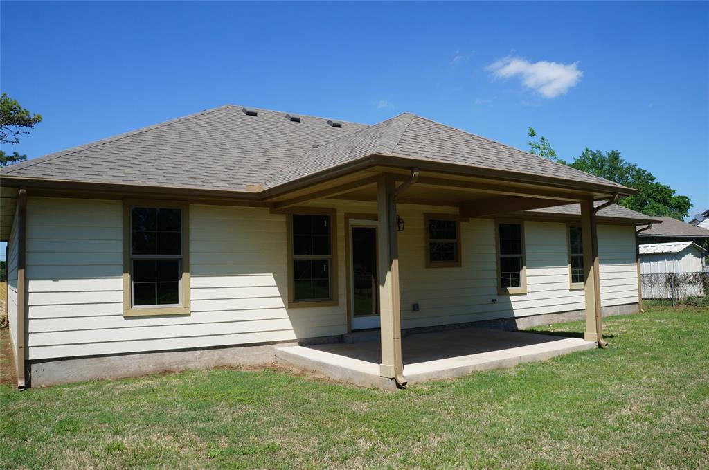 410 W Henderson