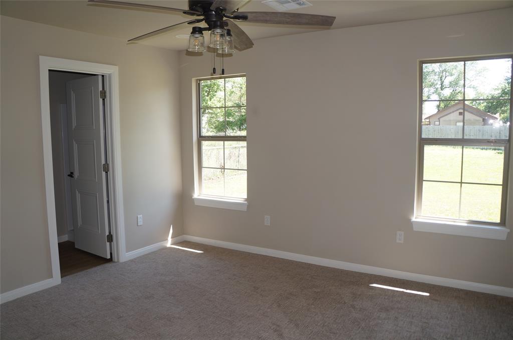410 W Henderson