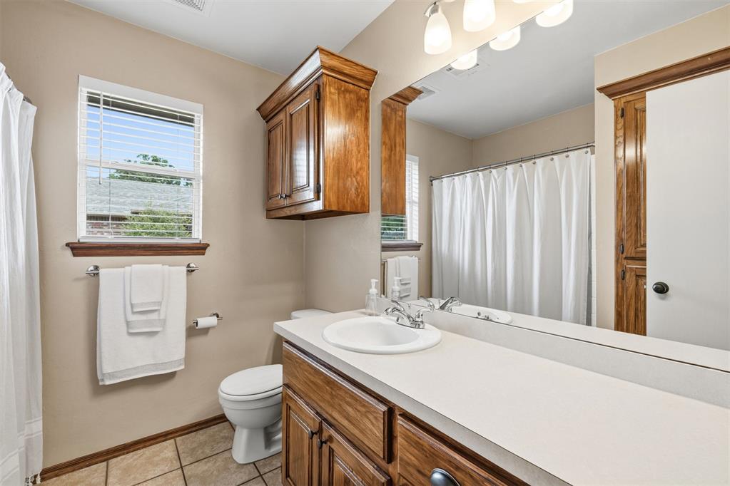 508 N Van Buren Avenue