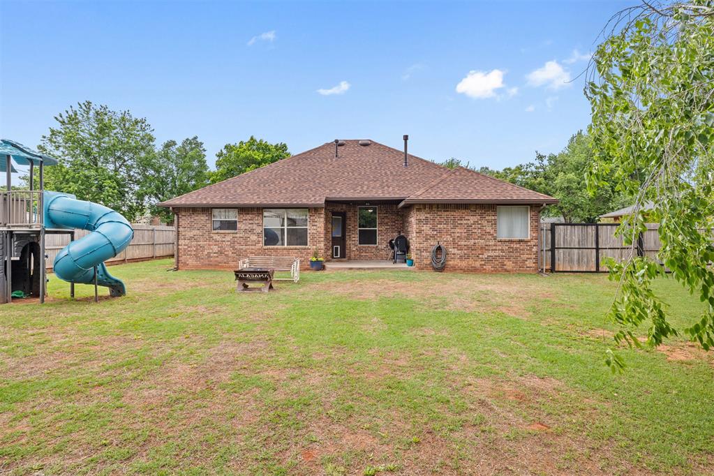 508 N Van Buren Avenue