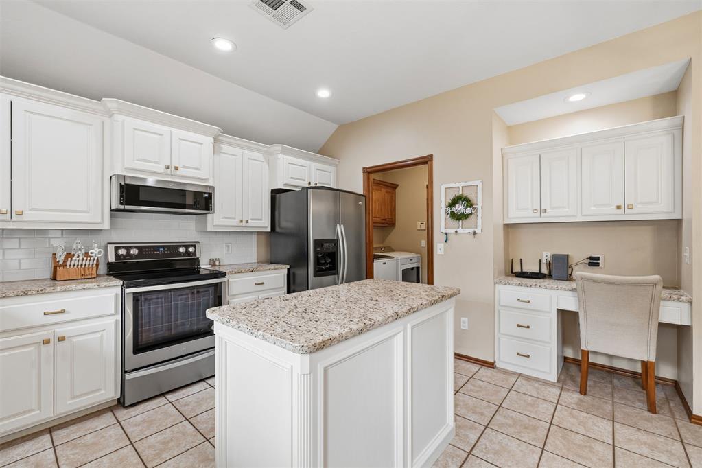 508 N Van Buren Avenue