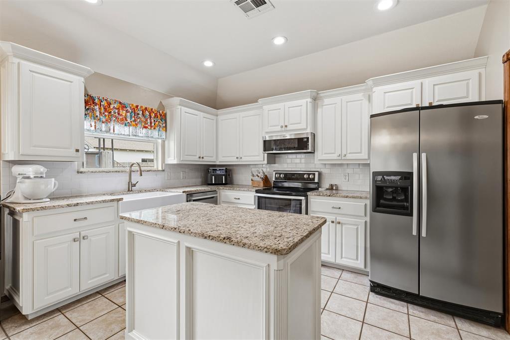 508 N Van Buren Avenue