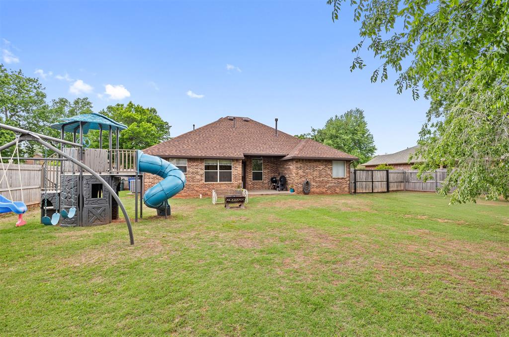 508 N Van Buren Avenue