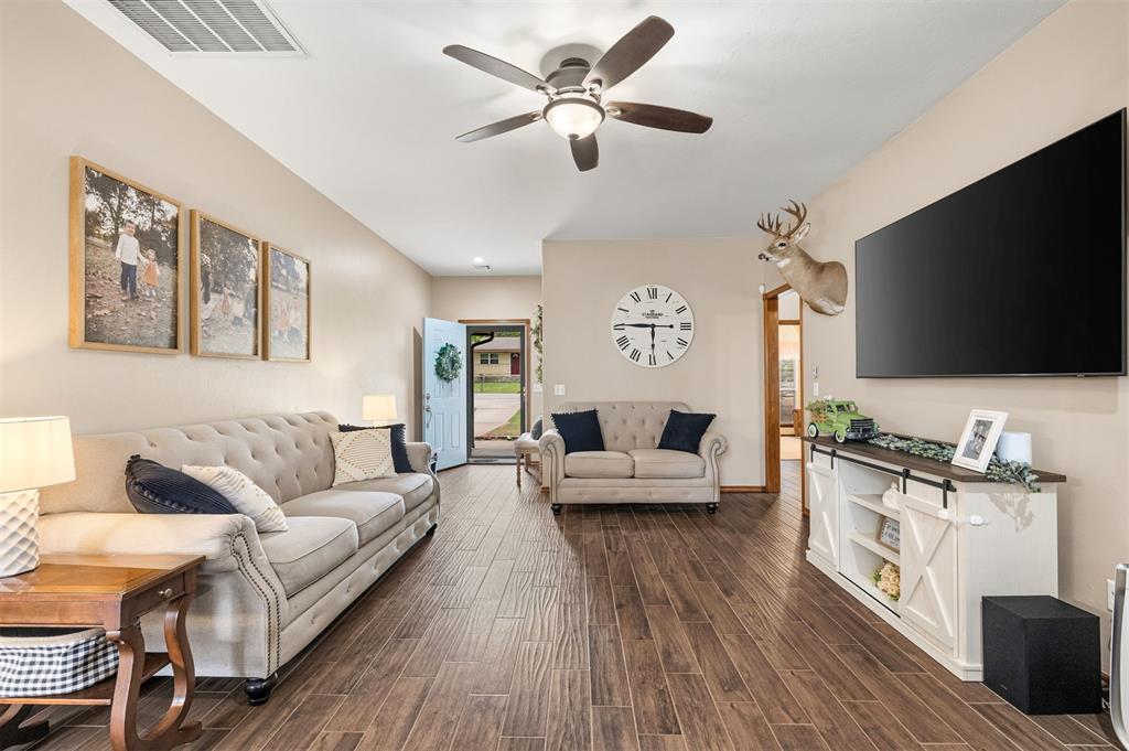 508 N Van Buren Avenue