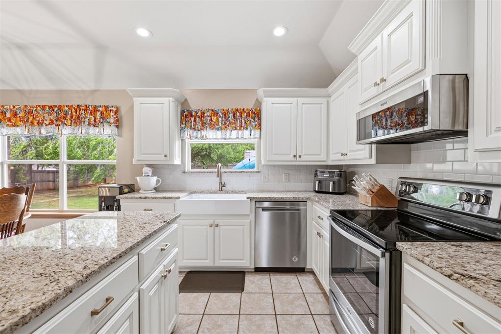 508 N Van Buren Avenue