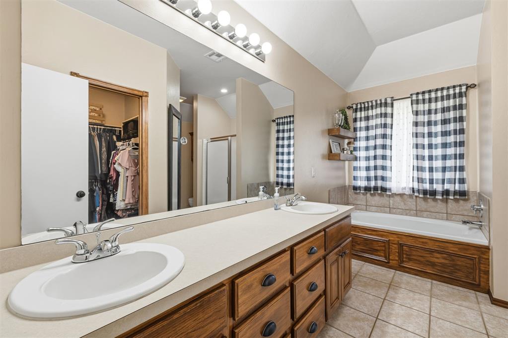 508 N Van Buren Avenue