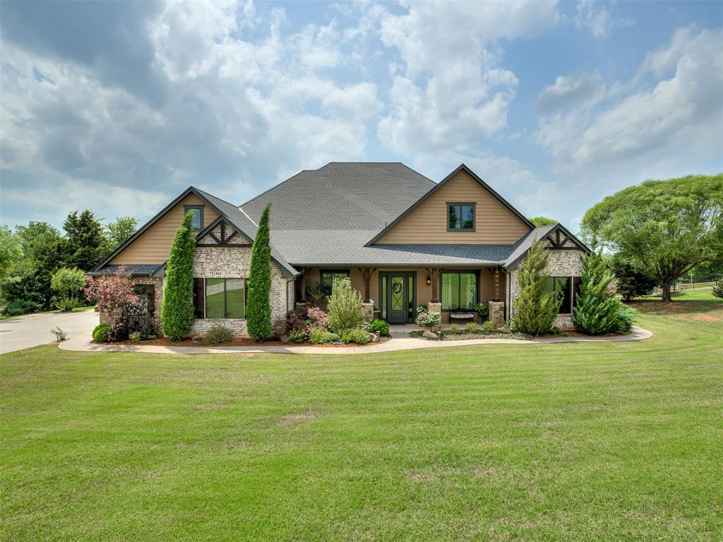 5467 Tina Drive