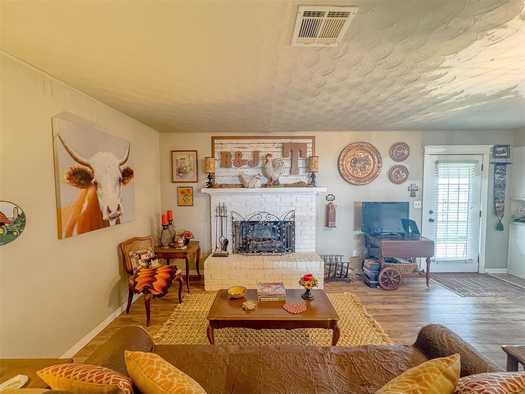 26252 Highway 19