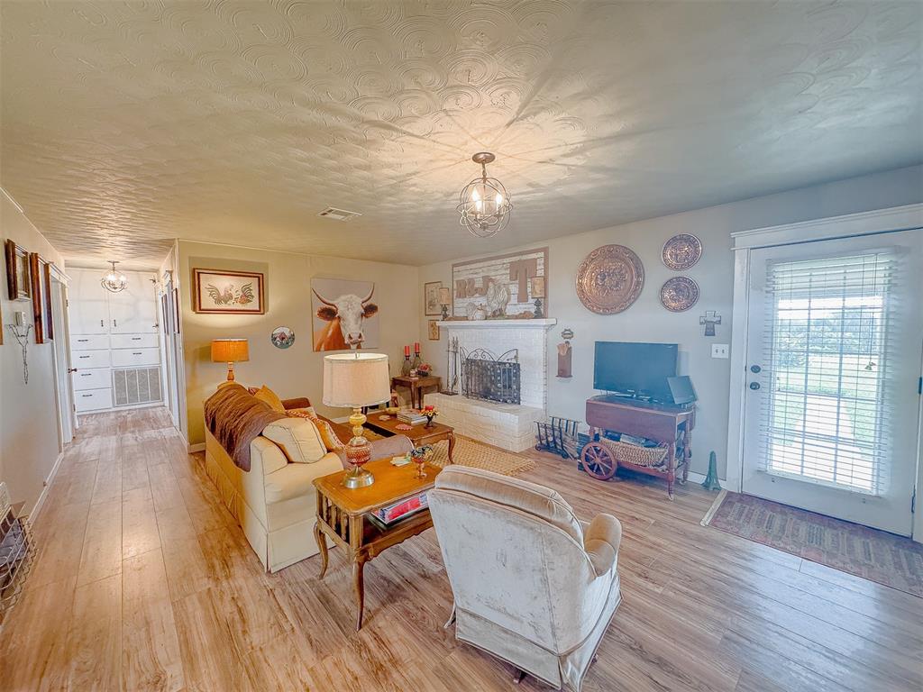 26252 Highway 19