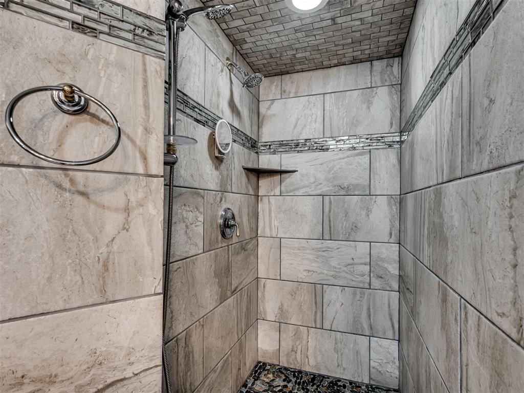 10913 Abbeywood
