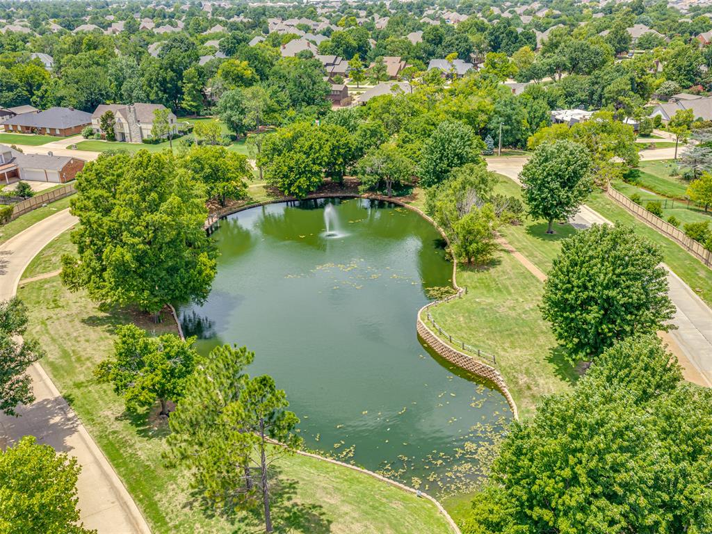 10913 Abbeywood