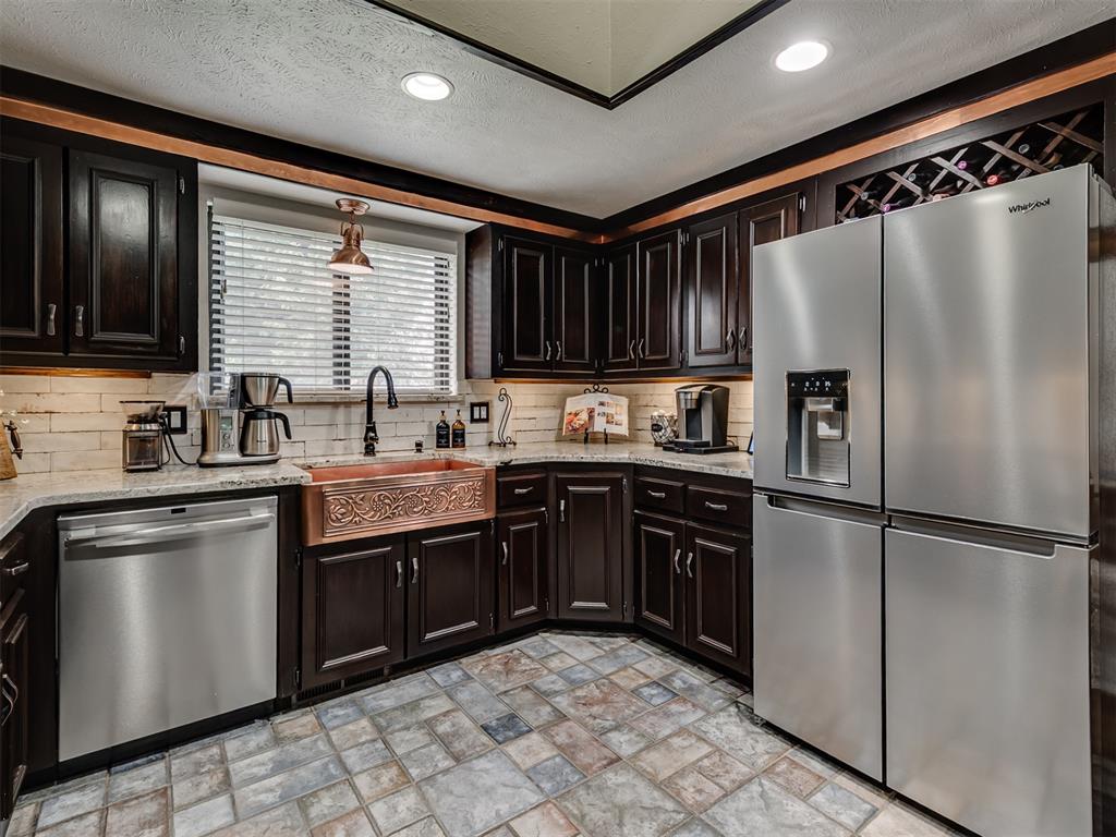 10913 Abbeywood