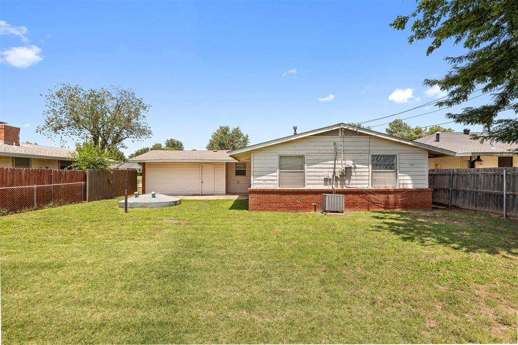 2414 Oxford Way