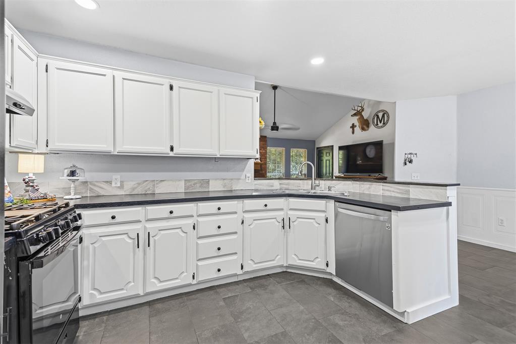 127 Tanglewood Drive