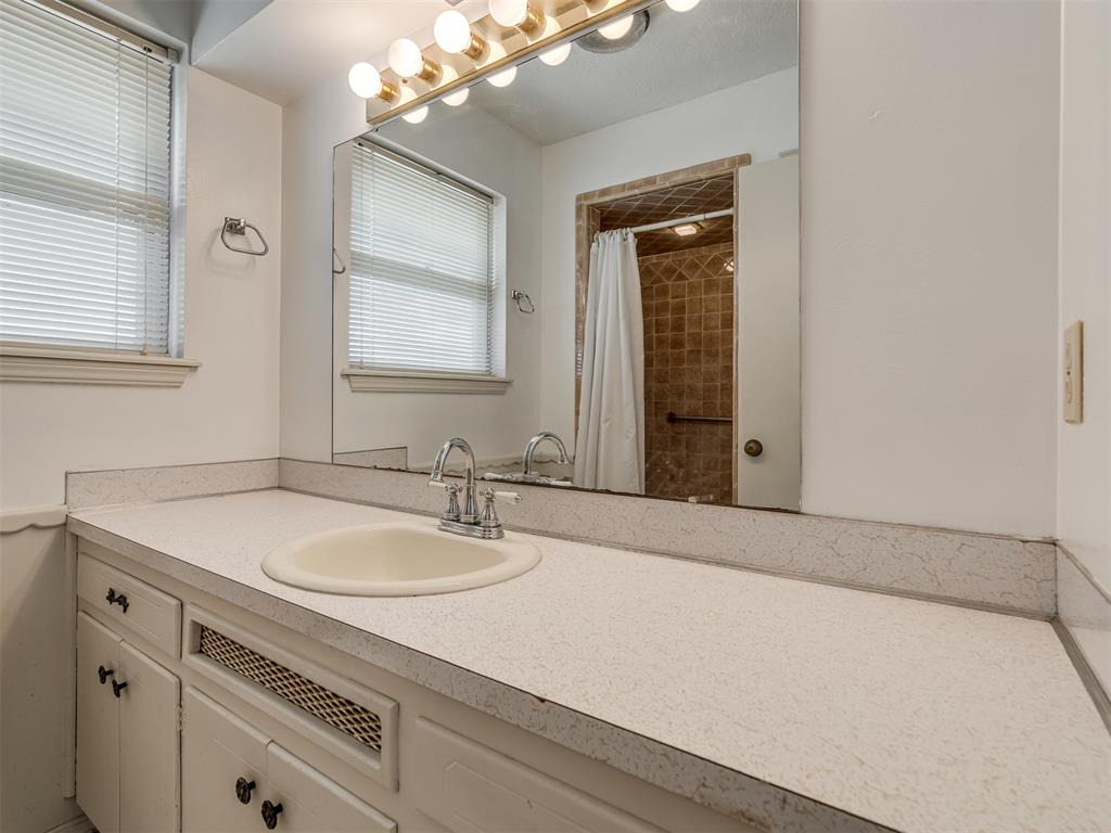 4136 NW 53rd Street