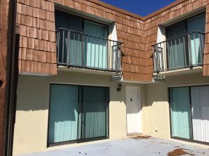 6167 SE Riverboat Drive