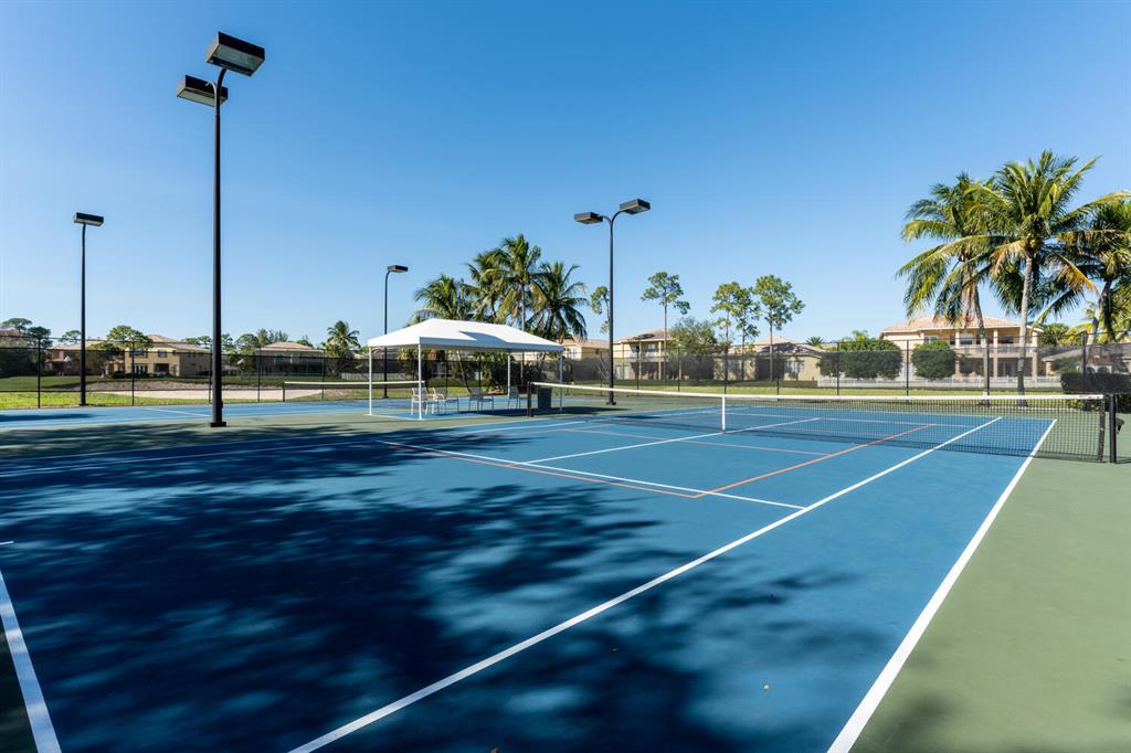 1499 Running Oak Lane