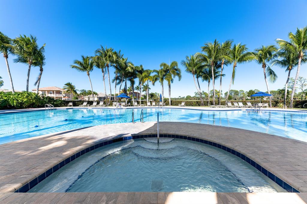 1499 Running Oak Lane