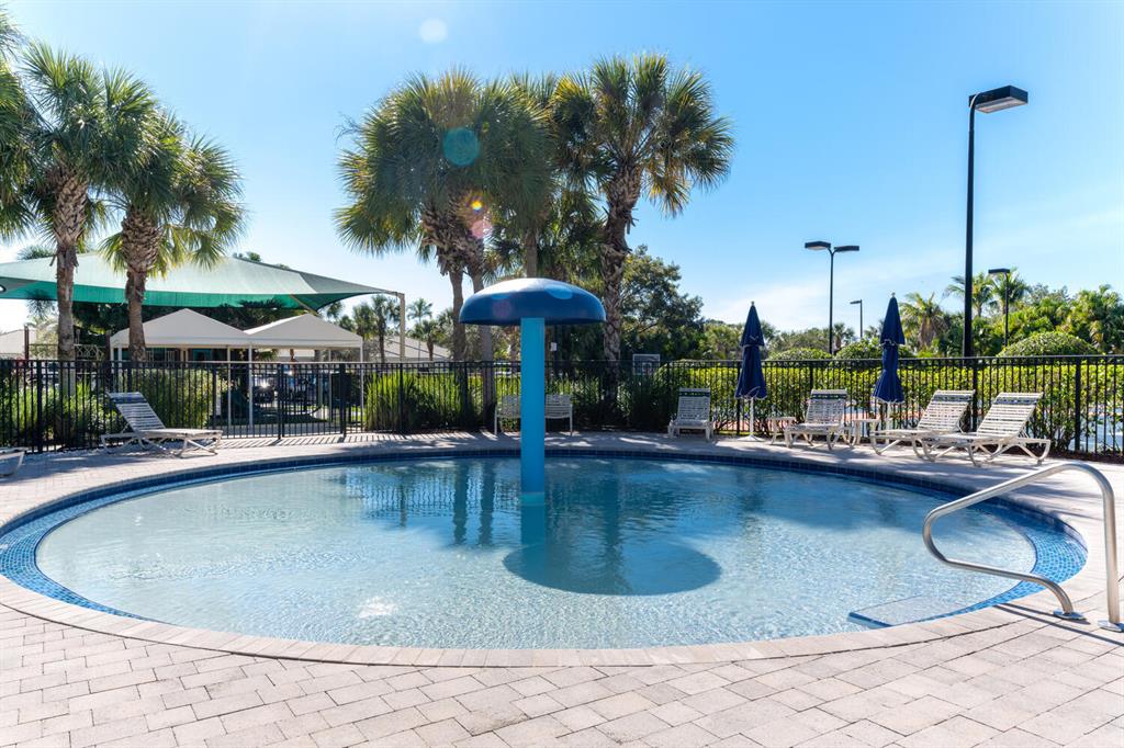 1499 Running Oak Lane