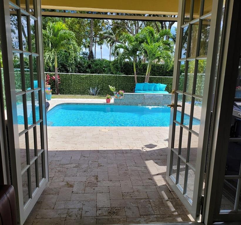 1499 Running Oak Lane