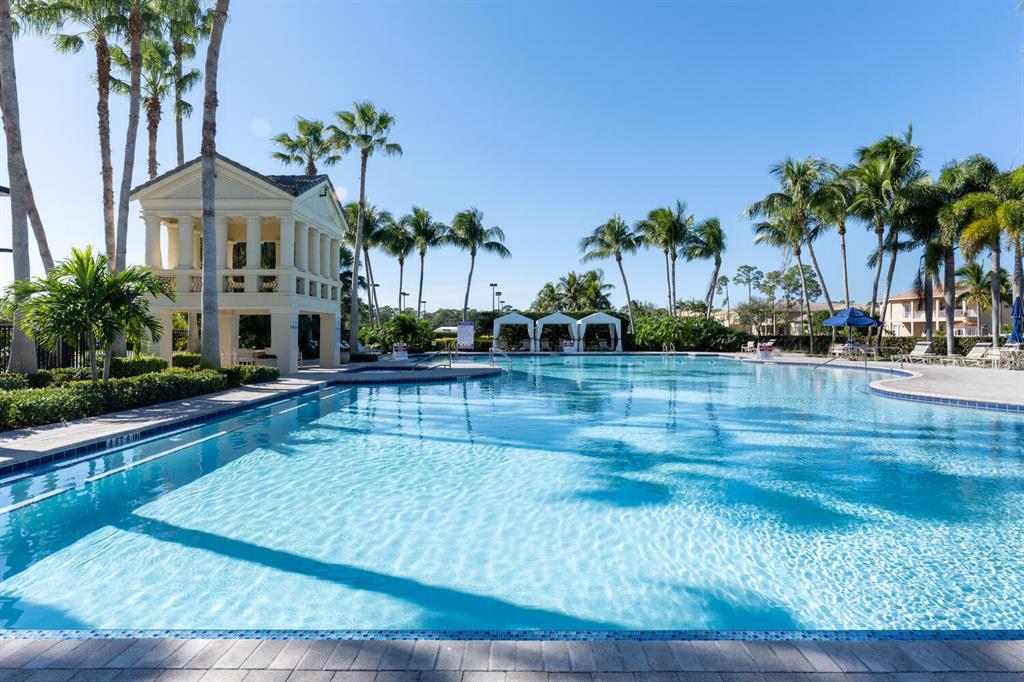 1499 Running Oak Lane