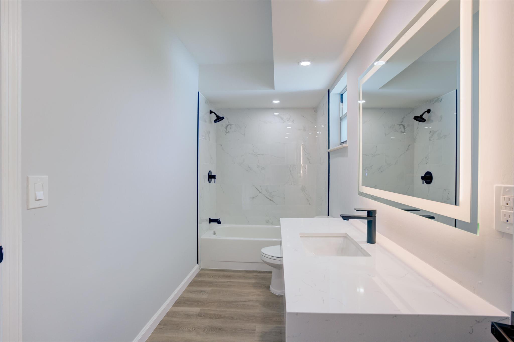 4705 SE Manatee Terrace