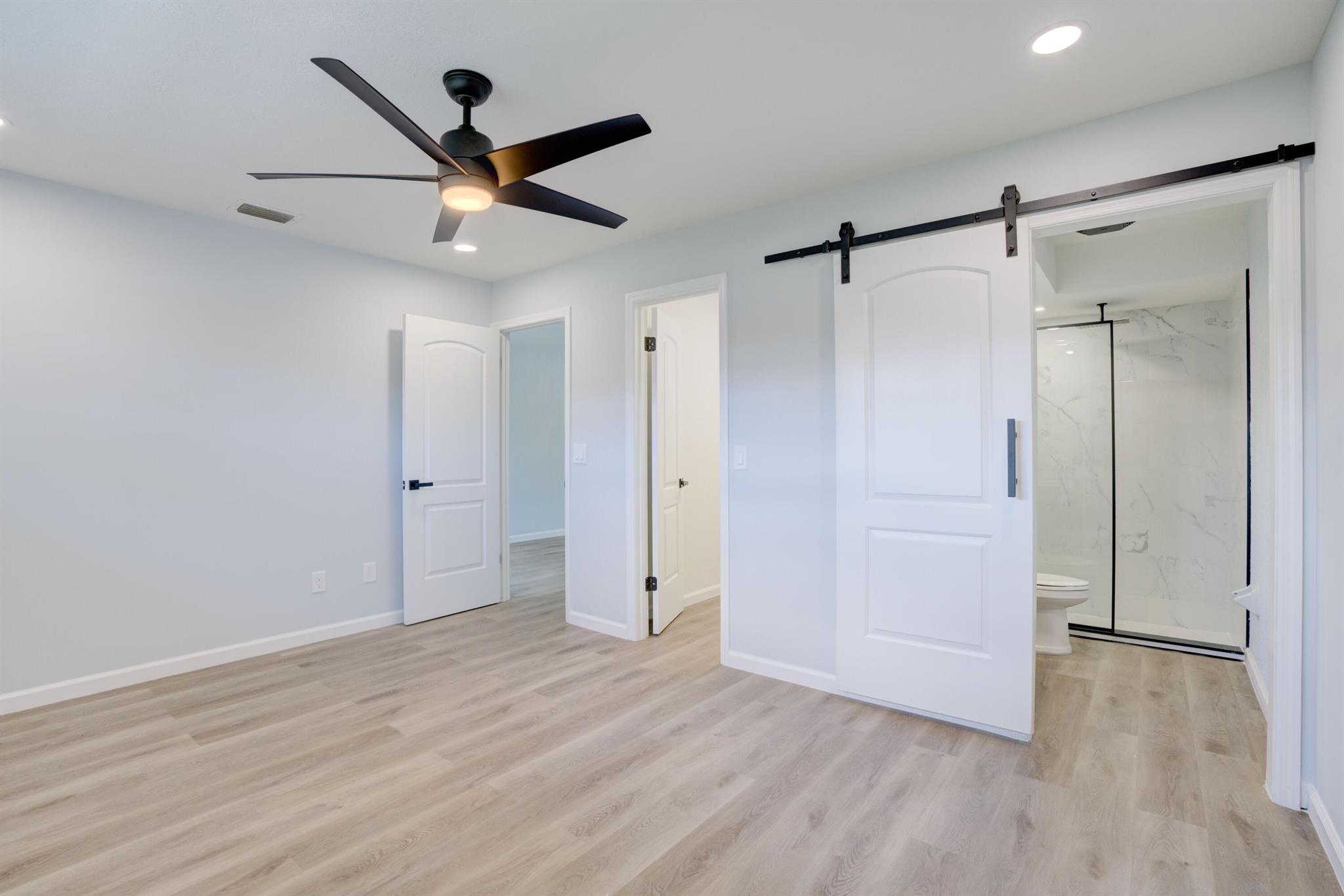 4705 SE Manatee Terrace